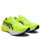 ASICS NOVABLAST 3 Running Shoes - Yellow/ Black - Image 3