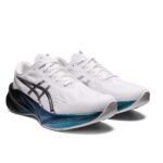 ASICS NOVABLAST 3 Running Shoes - PLATINUM - Image 4