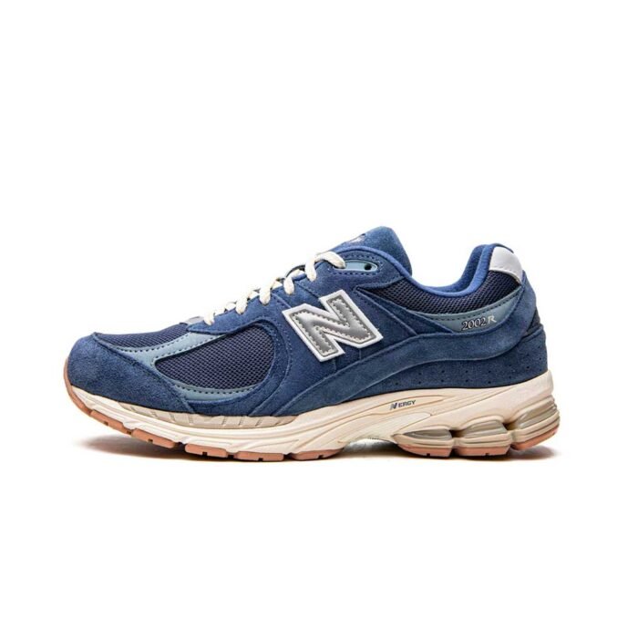 NEW BALANCE 2002R - deep ocean