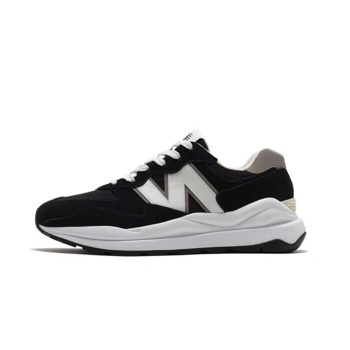 new balance 57/40 -  black