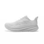 Hoka One One Clifton 8 ’ Triple White ’