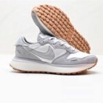 Nike Phoenix Waffle - grey - Image 2