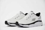 skechers max cushioning - white - Image 3