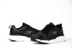 skechers max cushioning - black - Image 4
