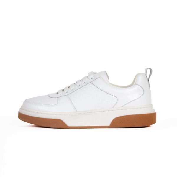 hugo boss leather lace-up trainers / white