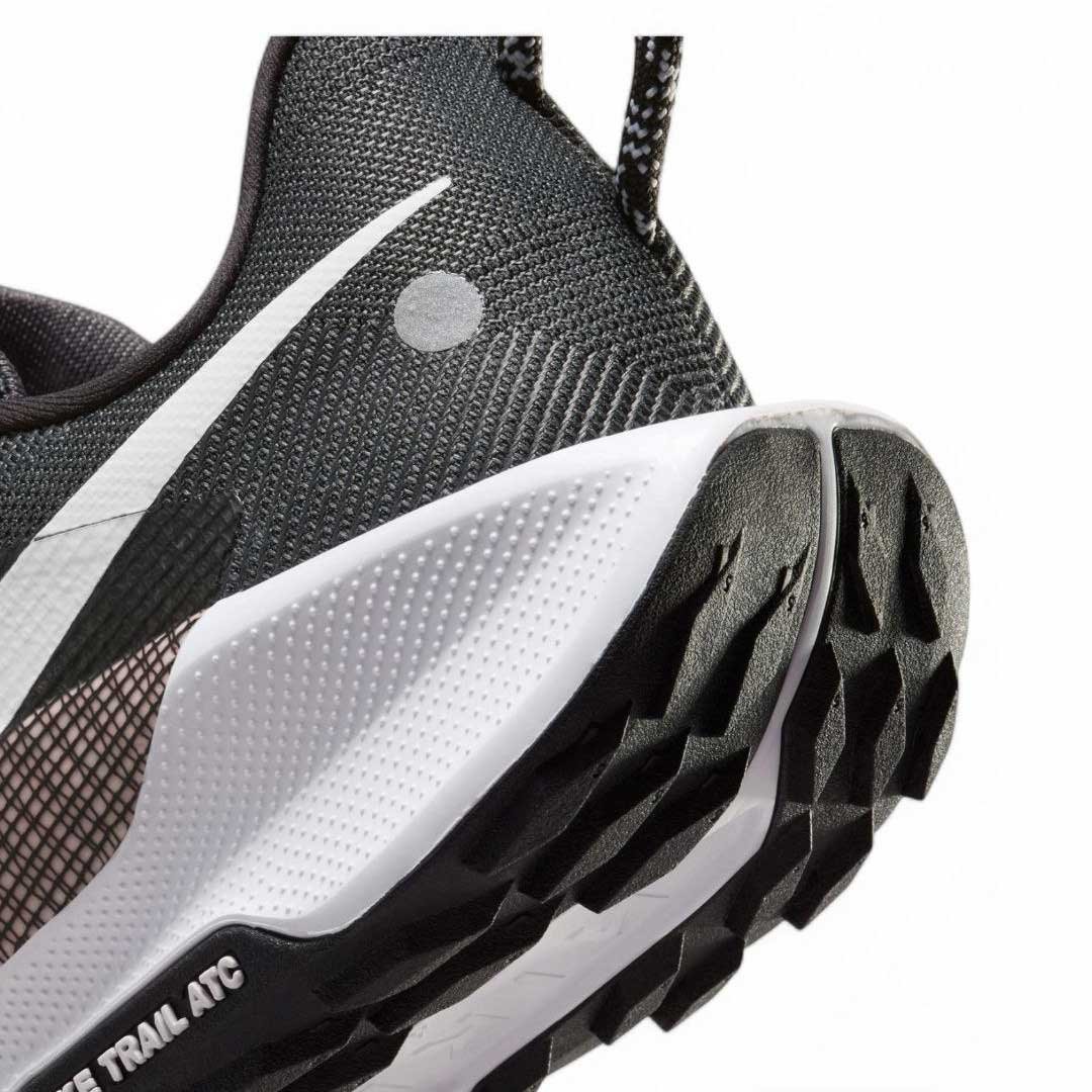 17-2-2.jpg nike pegasus trail 5 - black - Image 4