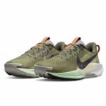 nike pegasus trail 5 - olive - Image 2