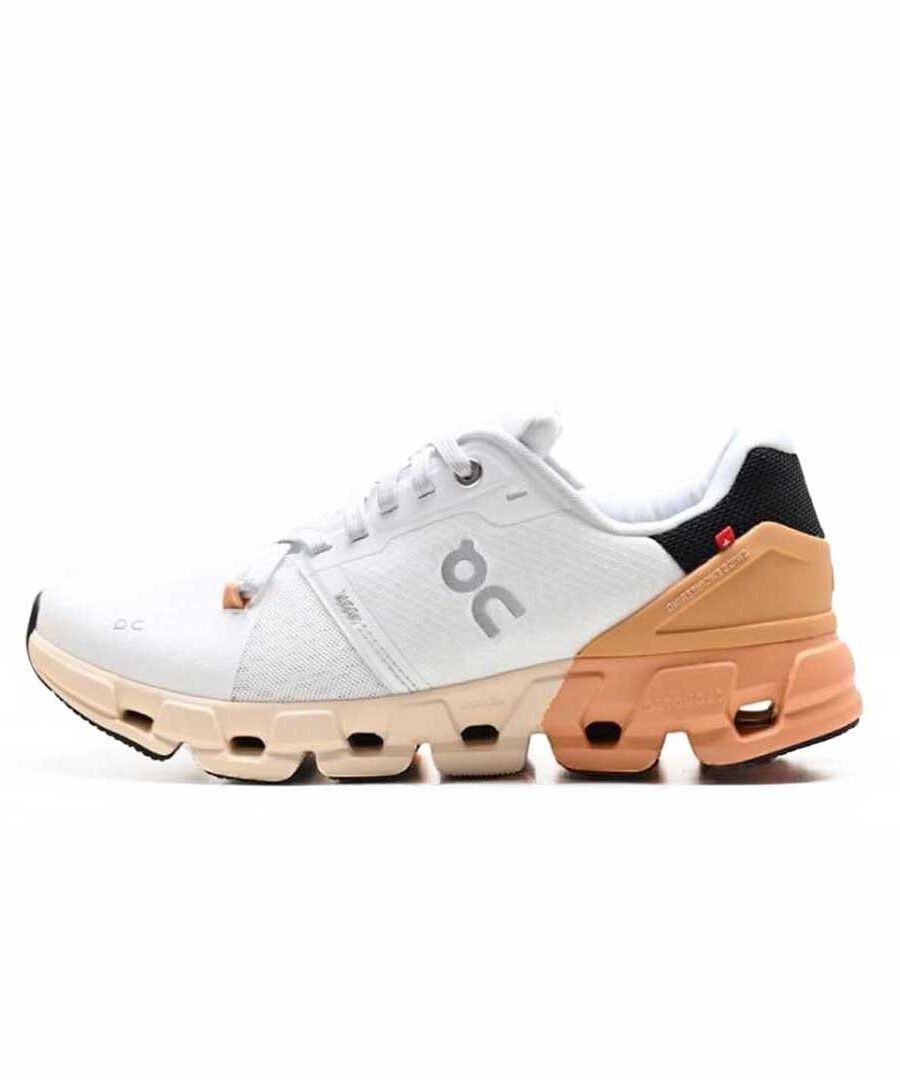 on cloudflyer 4 - white / cooper