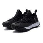 Nike ACG Mountain Fly Low Black - Image 2
