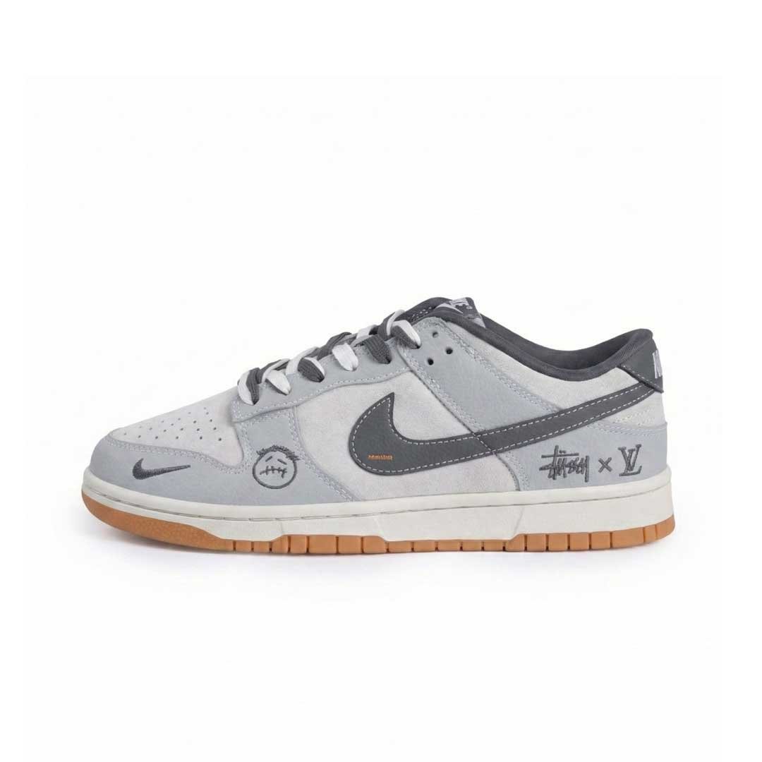 50 Nike SB Dunk Low x Louis Vuitton white/grey - Image 1